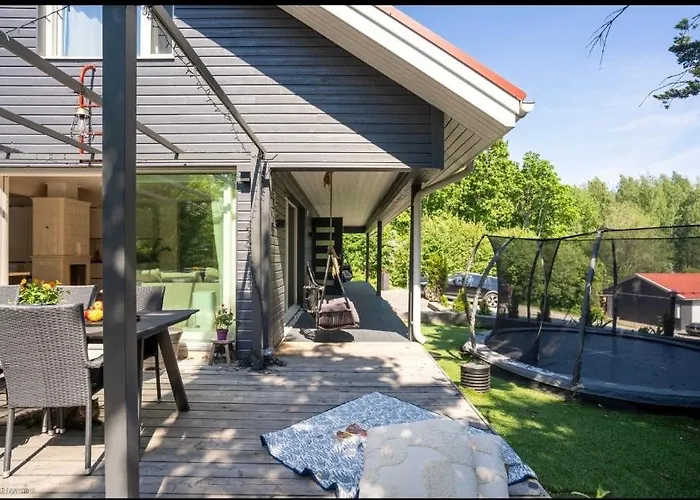 Beautiful House In Peaceful Area