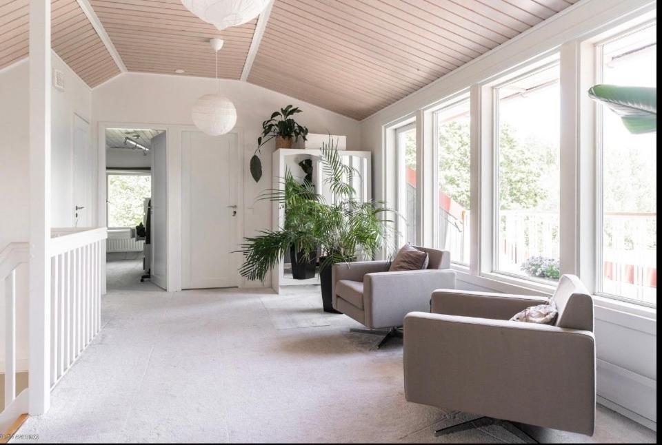 Beautiful House In Peaceful Area Villa *